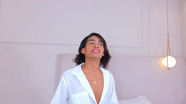 AlanCuute Webcam show