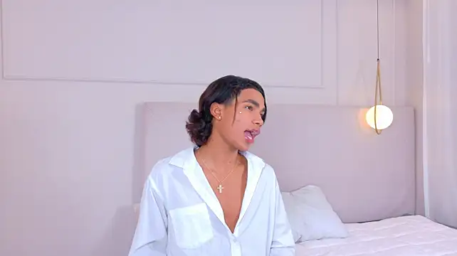 הופעת וובקאם של AlanCuute