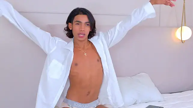 AlanCuute Webcam-Show