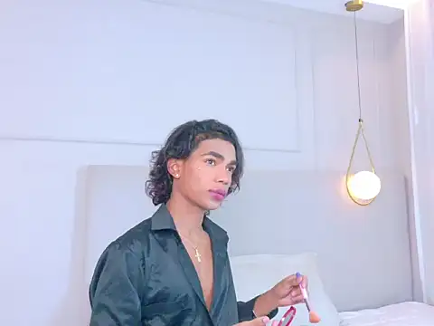 הופעת וובקאם של AlanCuute