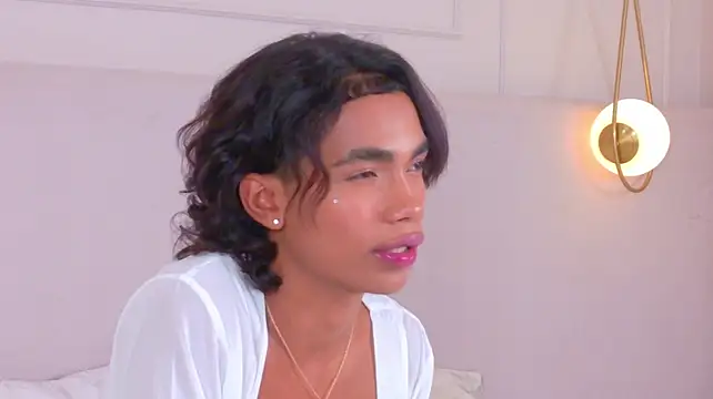 AlanCuute's Webcam Show