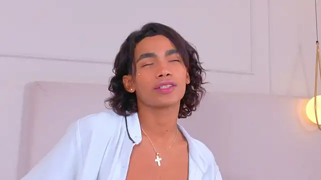 AlanCuute Webcamshow