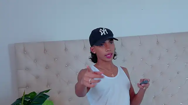 AlanCuute Webcam-Show