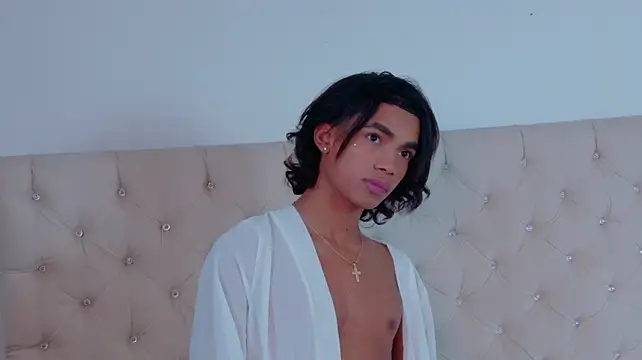 AlanCuute Webcam Show
