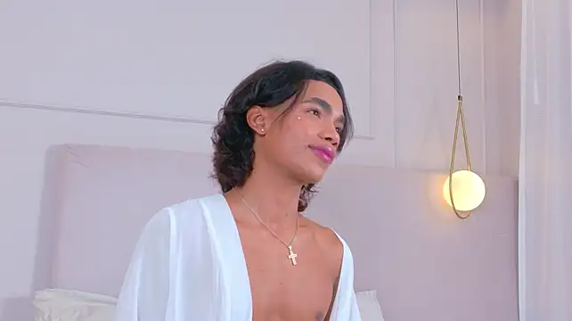 AlanCuute Webcamshow