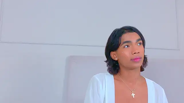 AlanCuute Webcamshow