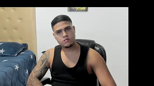 Latinboyco77 Webcam show