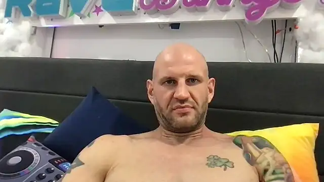 brianomally Webcamshow