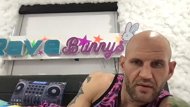 Show modela brianomally na web-kameri