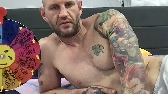 brianomally Шоу с уебкамера