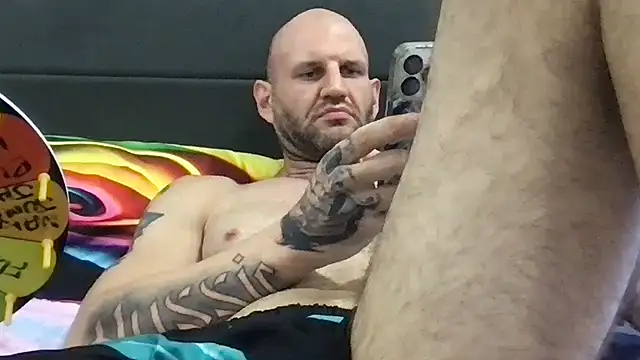 brianomally Pertunjukan Webcam