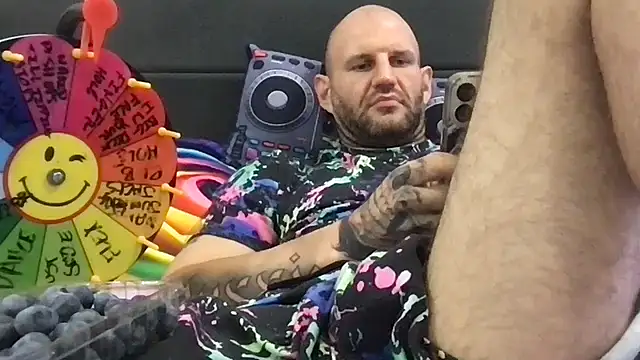 brianomally's Webcam Show