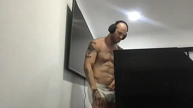Show de brianomally na webcam