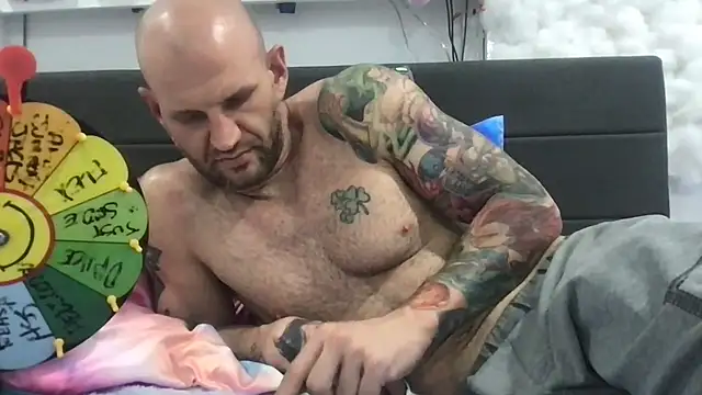 brianomally webcam show