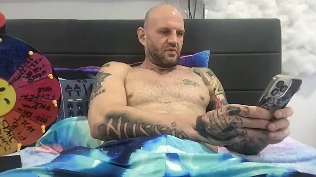 عرض كام brianomally