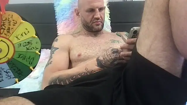 brianomally 网络视讯表演