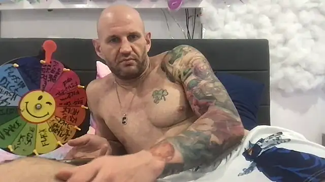 brianomally Pertunjukan Webcam