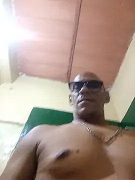 TuMachoReal_07 – webcam-show