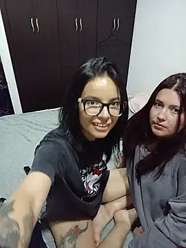 Lua_and_Mia Webcam Show