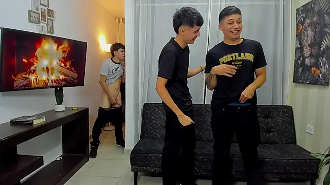 Latinhott_crazysex Adlı Modelin Web Kamerası Şovu