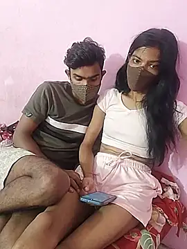 Hotty_couple12's Webcam Show
