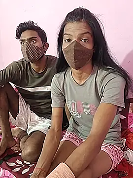 Show de Hotty_couple12 na webcam