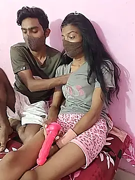 Hotty_couple12 Show in webcam