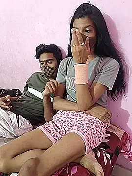 Hotty_couple12 Show Webcam