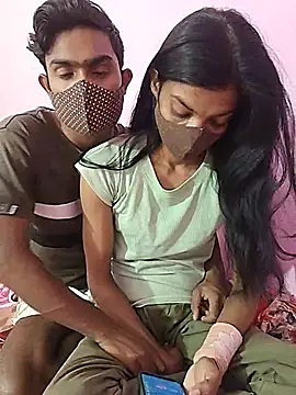 Hotty_couple12 Adlı Modelin Web Kamerası Şovu