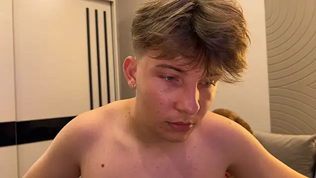 FlinsEuphoria Show in webcam