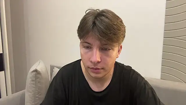 FlinsEuphorian Webbikameraesitys