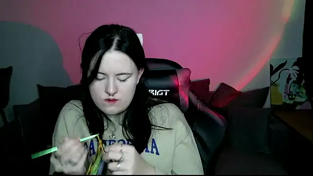 KattieOvdenk's Webcam Show