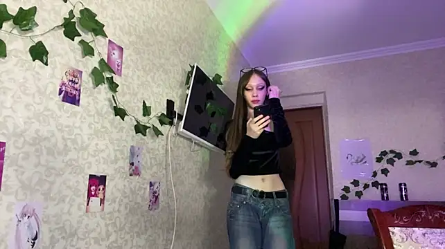 KoriLevander's Webcam Show