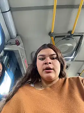 Chat +18 de Thara_Fresneda_ ao vivo