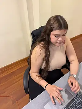 Thara_Fresneda_'s Webcam Show