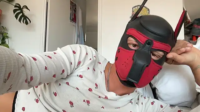 lonelycasper2001 Webcam Show