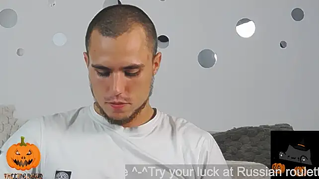 Avgust__n Webbikameraesitys