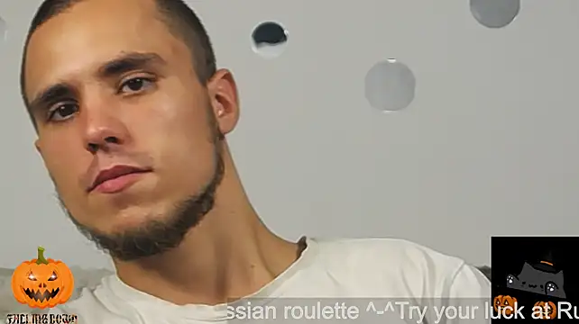 הופעת וובקאם של Avgust__