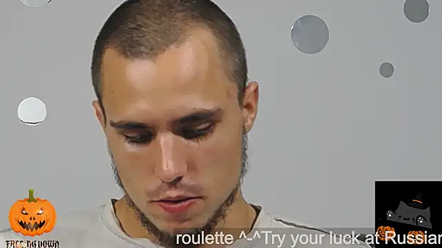 הופעת וובקאם של Avgust__