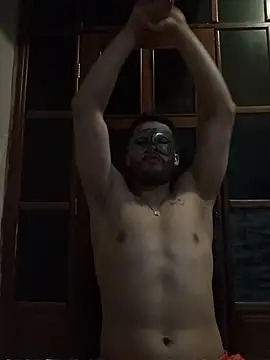 MAUMAU19X webcam show