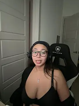 smilesss2 – webcam-show