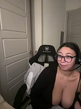 smilesss2's Live XXX Chat
