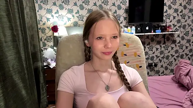 DionnaStrech Webcamshow