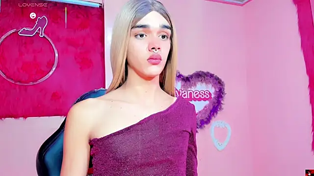 Show modela Evonny_King na web-kameri