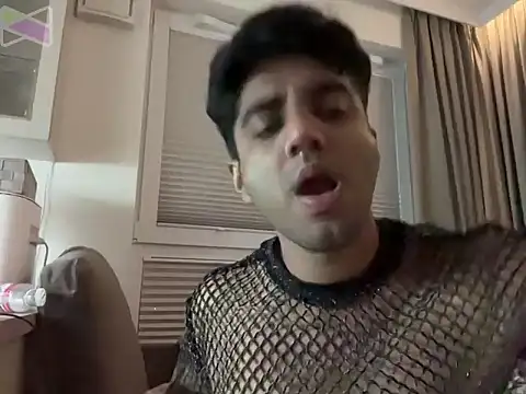 Wirefoxboy6767 网络视讯表演