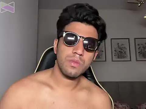 Wirefoxboy6767 Show in webcam