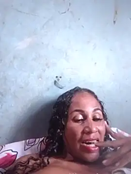 Chat XXX ao vivo de MoanaCaspier