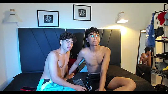ZAN_181 Show Webcam