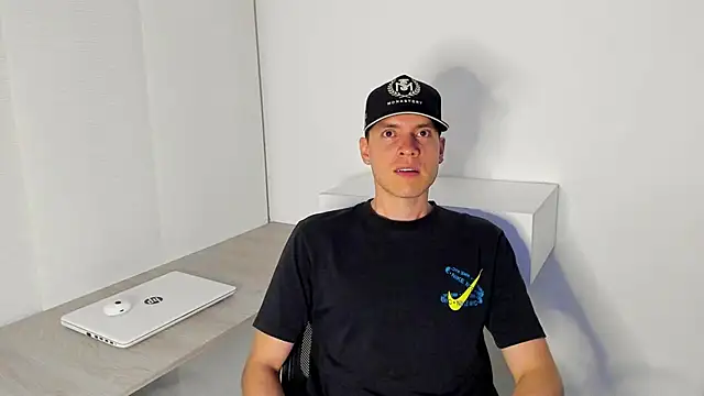 itamparker_ webcam show