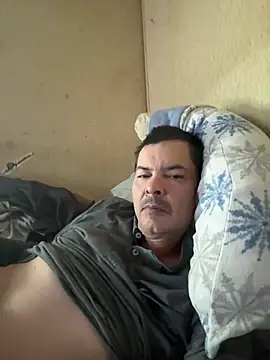 Show modela justN69 na web-kameri